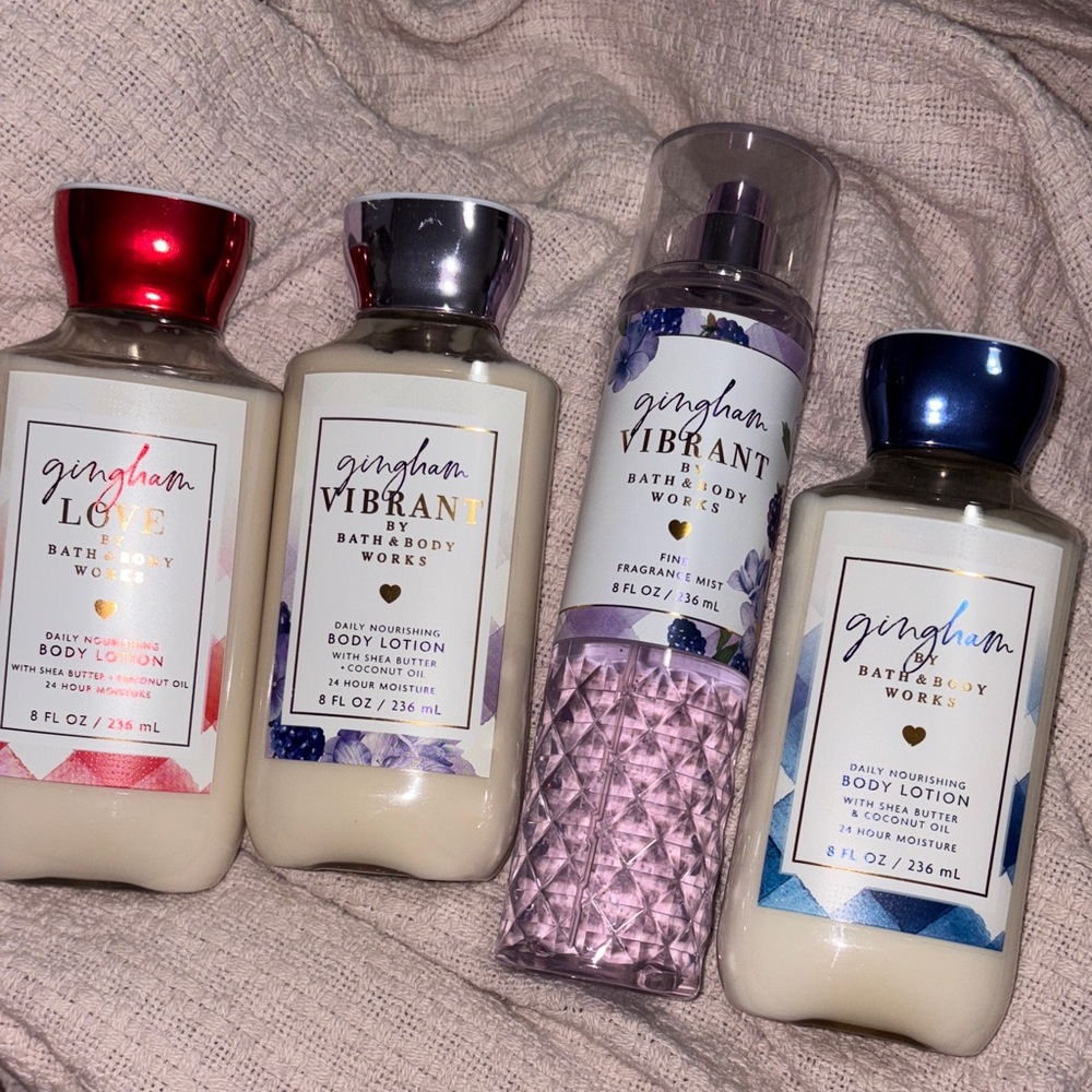 Bath & Body Works Gingham Love & Vibrant Collection